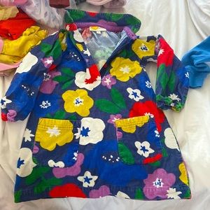 Mini Boden flower courduroy dress. Button down. Wrists elastic. 3T/4T.